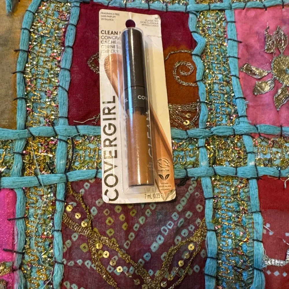 COVERGIRL Clean Concealer in Warm Brown